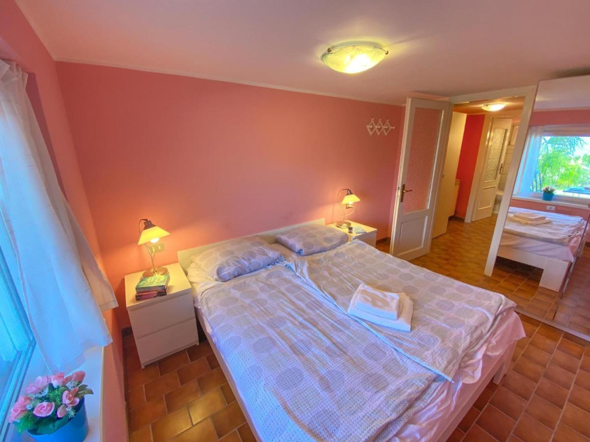Bellavista A Garten Appartement Mit Pool كوليكو المظهر الخارجي الصورة