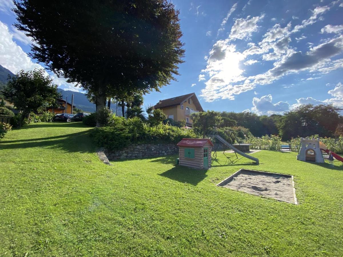 Bellavista A Garten Appartement Mit Pool كوليكو المظهر الخارجي الصورة